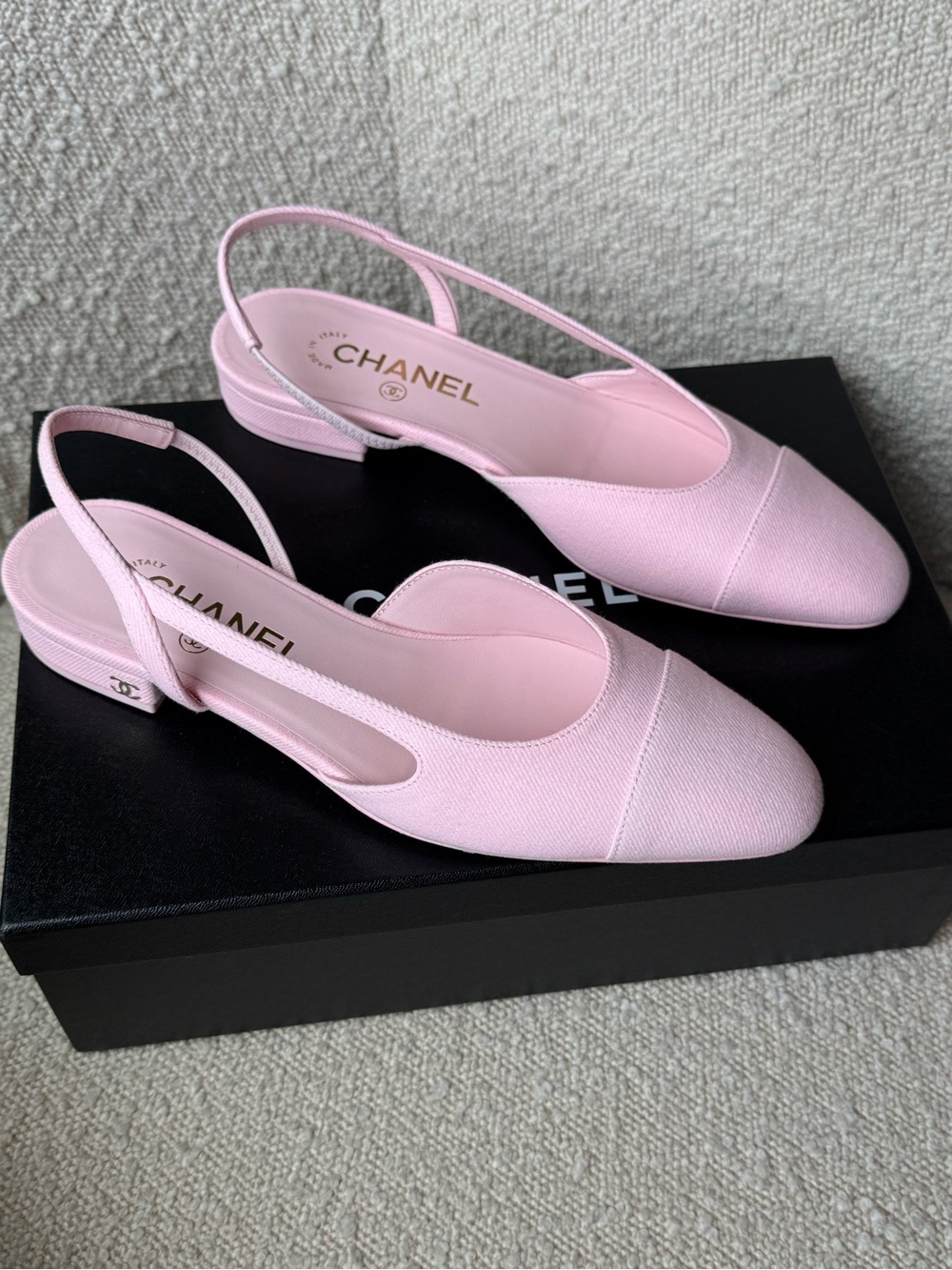 CHANEL Spring-Summer 2026 Pink Denim Slingback Flats — NEW IN BOX - Picture 7 of 10